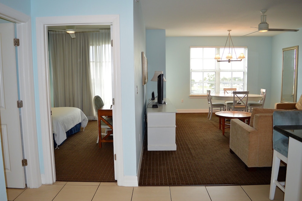 Harborside Suites at Little Harbor - photo 28