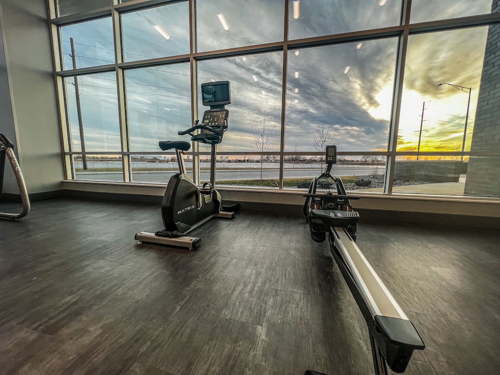Crowne Plaza Kearney by IHG - photo 39