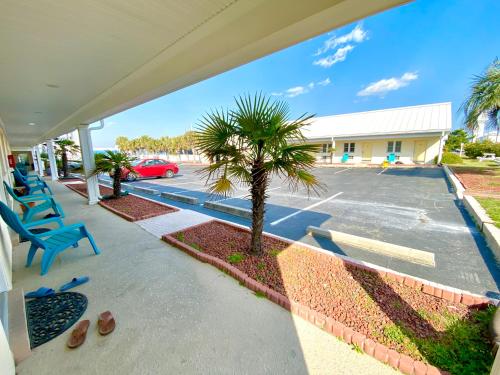 Island Inn of Atlantic Beach - photo 83