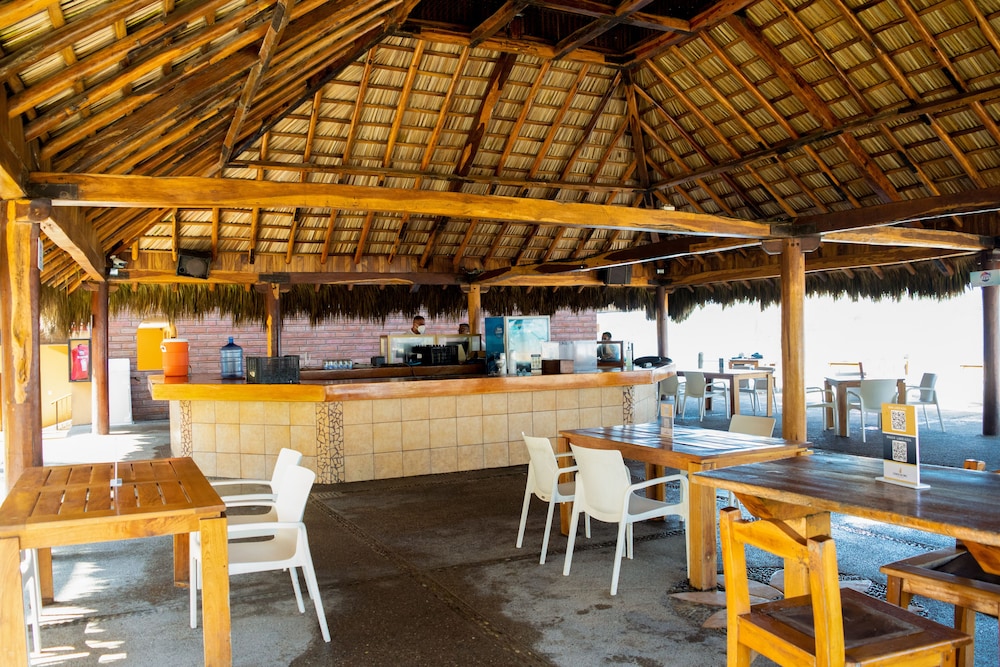 Snack bar