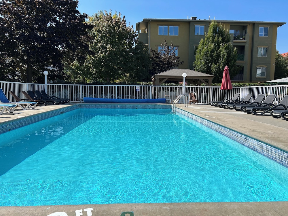 Empire Motel — hotel in Penticton