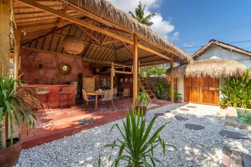 Villa Mandala — 4-Star Luxury Hotel in Gili Air, Indonesia