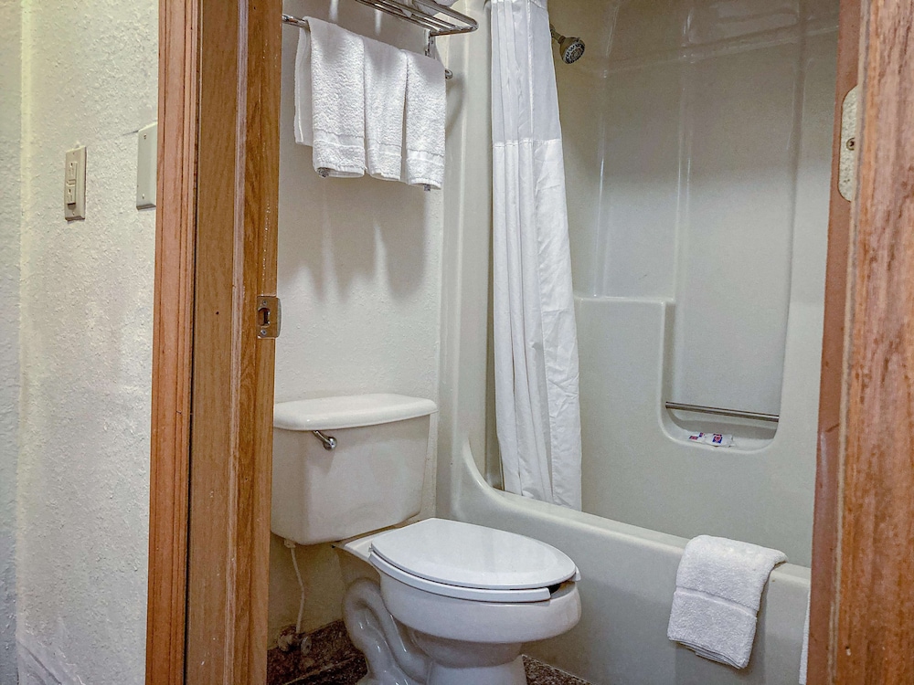 Motel 6 Elkhart IN - photo 19