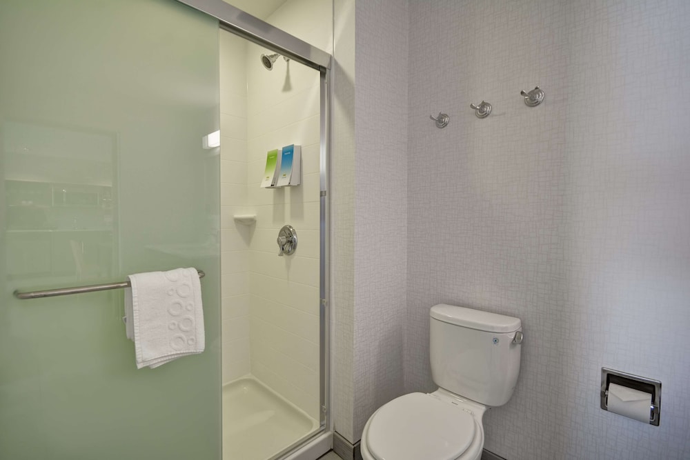 Home2 Suites by Hilton Blue Ash Cincinnati - photo 12