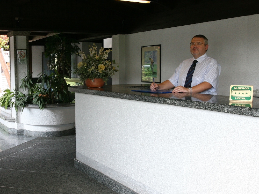 Golf Hotel — Lainate — photo 2