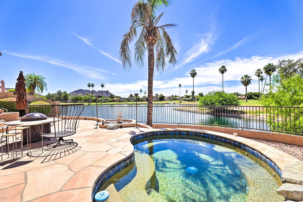 Spa Furnished Patio Upscale Phoenix Oasis — Peoria