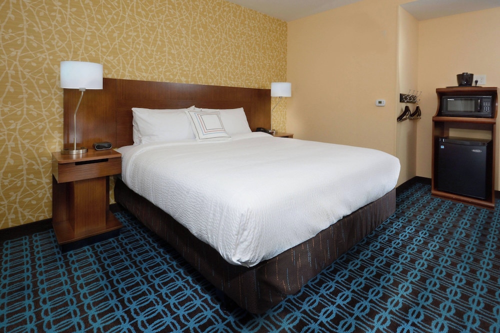 Fairfield Inn & Suites by Marriott Raleigh Capital Blvd. I 540 - photo 16