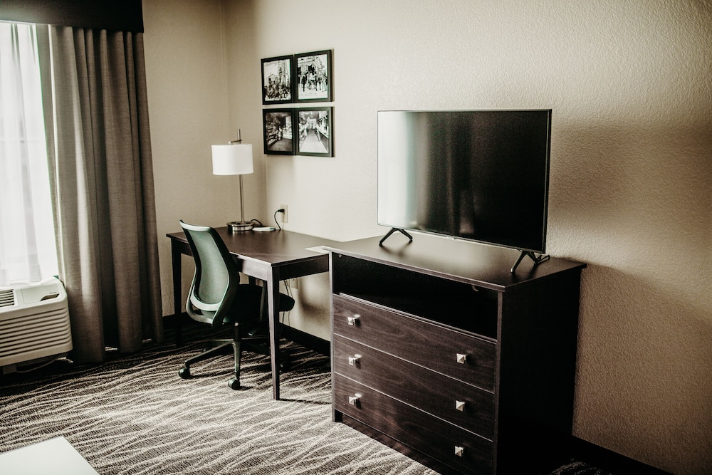 Cobblestone Hotel & Suites International Falls - photo 6