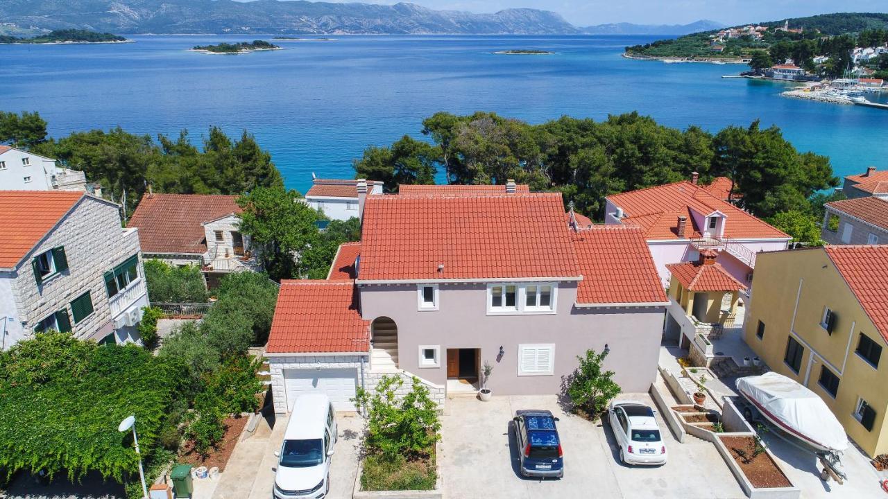 House Fidulic Apartment the Lavender — 4-Star Luxury Hotel in Lumbarda, Croatia