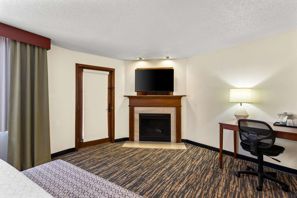 Best Western Fremont Angola I 80 90 Toll Road - photo 30