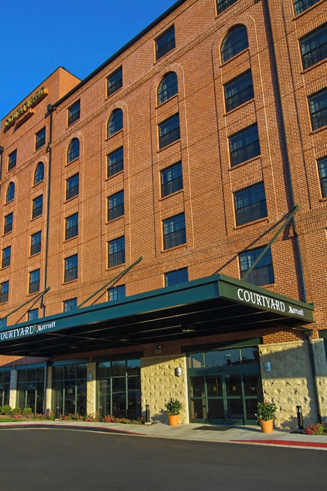 Courtyard Aberdeen at Ripken Stadium - photo 40