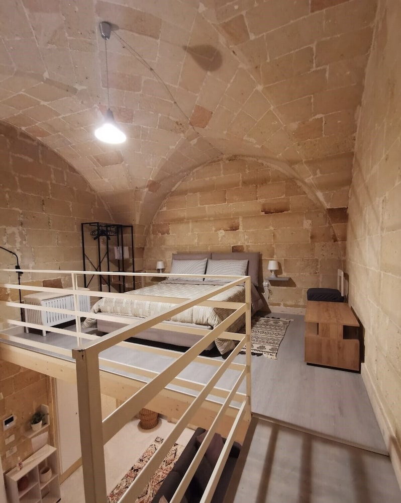 BB dei Pittori — 4-Star Luxury Hotel in Manduria, Italy