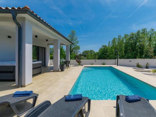 Villa Vine by Interhome — 4-Star Luxury Hotel in Marcana, Croatia