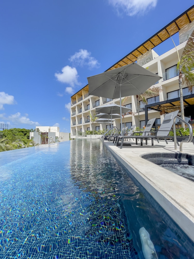 Hive Cancun by G Hotels in Cancun, Mexico