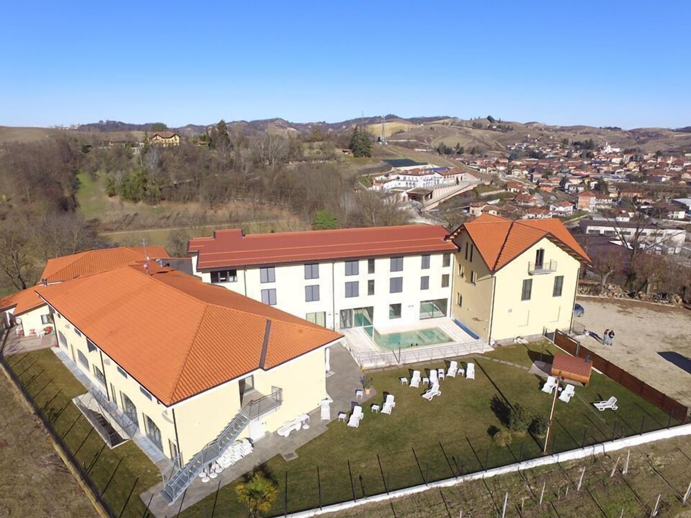 SPA Roero Relax Resort — hotel in Canale