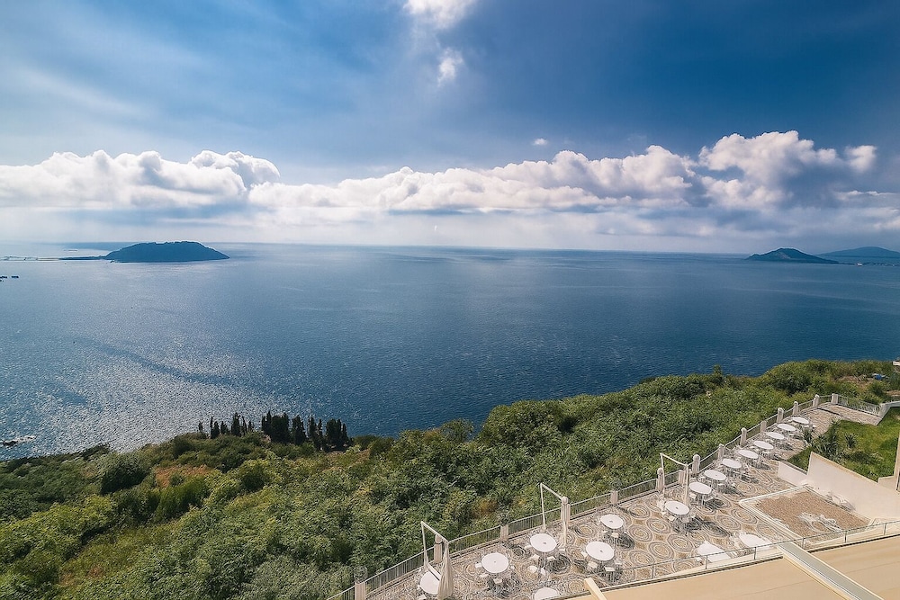 Hotiday Pozzuoli in Pozzuoli, Italy