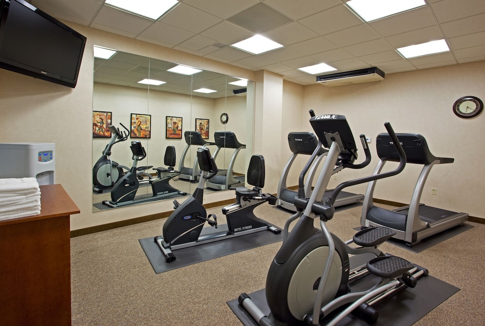 Holiday Inn Purdue Fort Wayne by IHG - photo 16