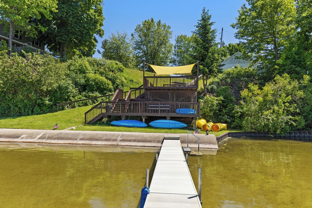 Chippewa Bluffs Resort - last minute hotel in Big Rapids