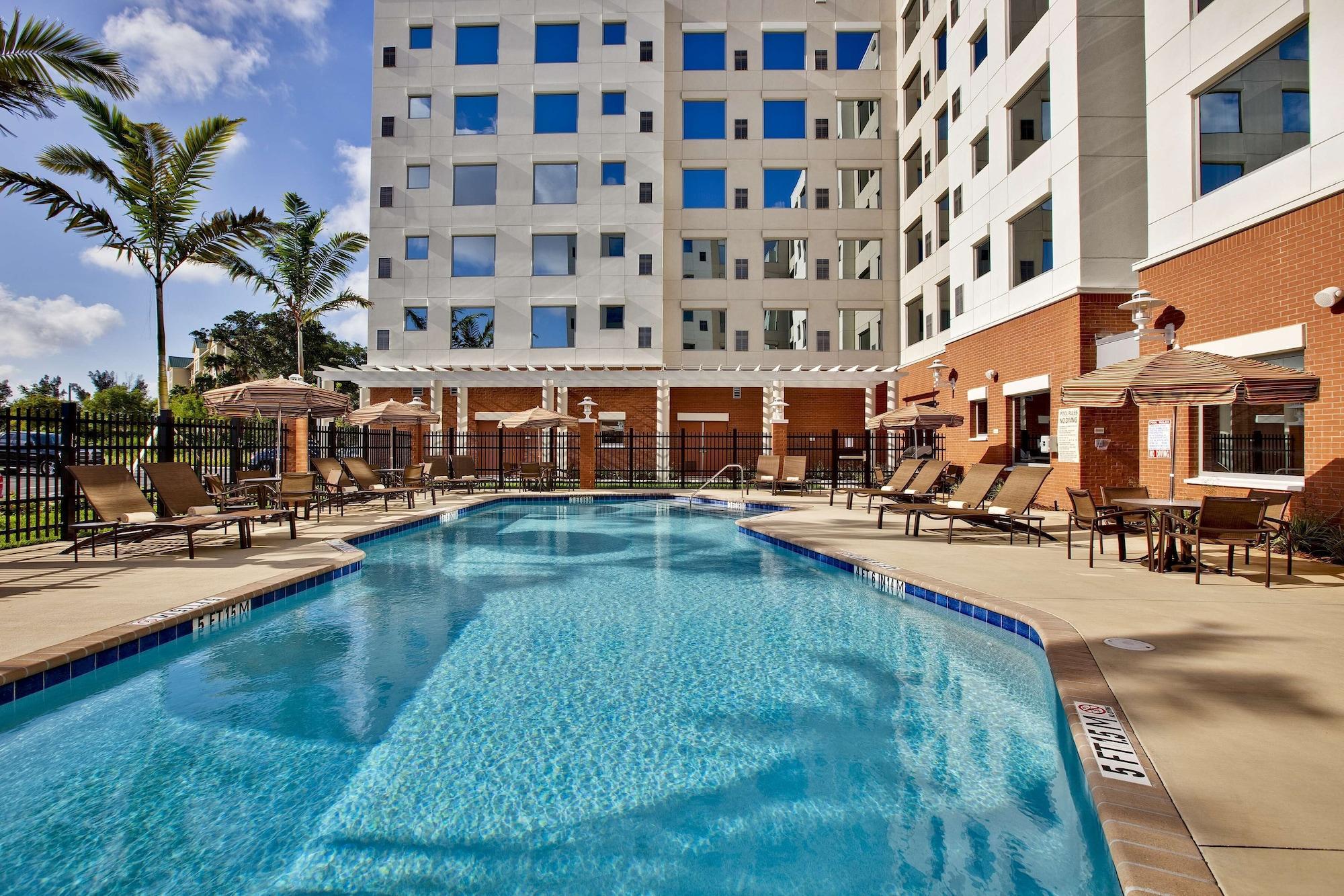 HYATT house Fort Lauderdale Airport & Cruise Port - photo 3