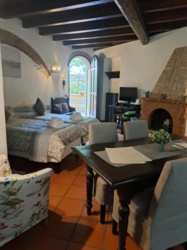 Monolocale Beatrice Abbadesse Guest House — 4-Star Luxury Hotel in Milan, Italy