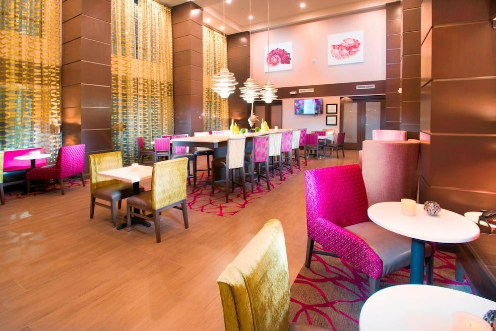 Hampton Inn & Suites La Porte - photo 37