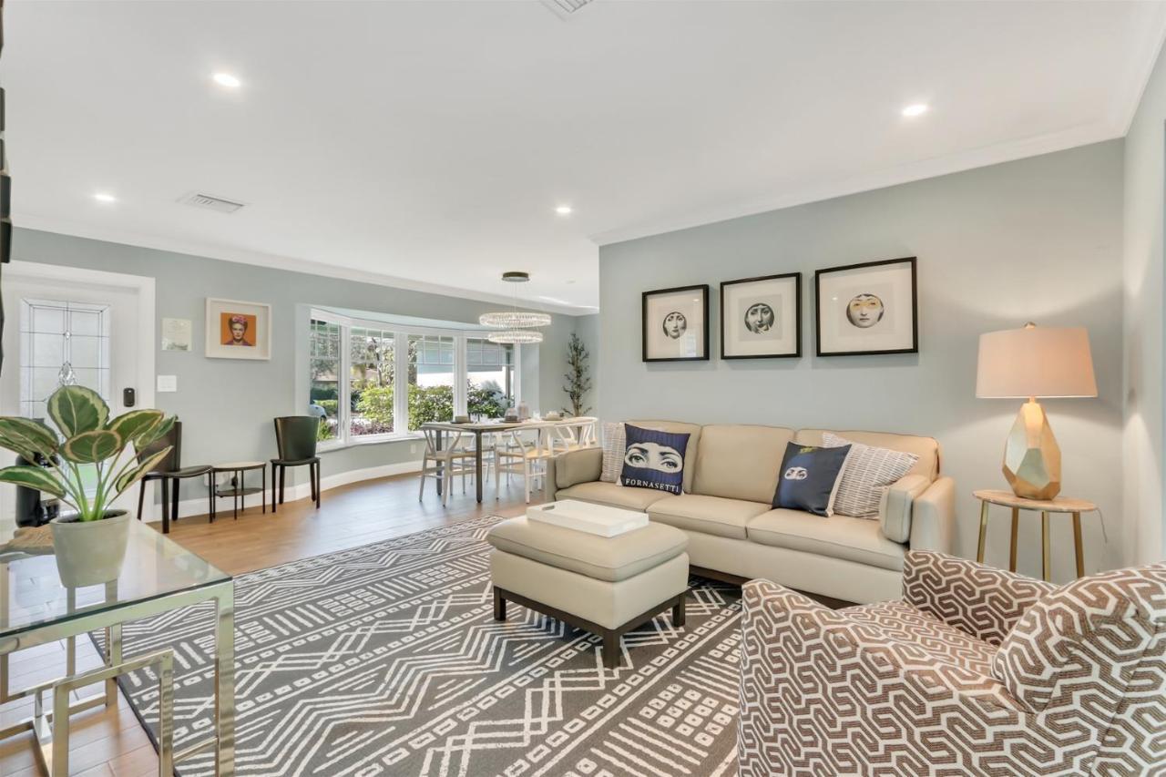 Coral Isle Heated pool ping pong near beach in Fort Lauderdale, United States