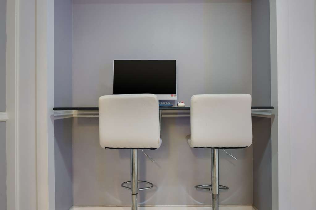 SureStay Hotel by Best Western Tuscaloosa Southeast - photo 24