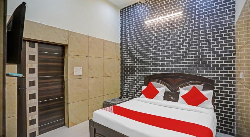 Oyo 63155 Hotel Star View in Moradabad, India
