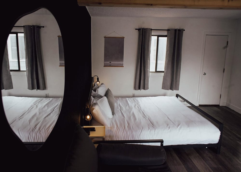 Spindrift Inn - photo 5