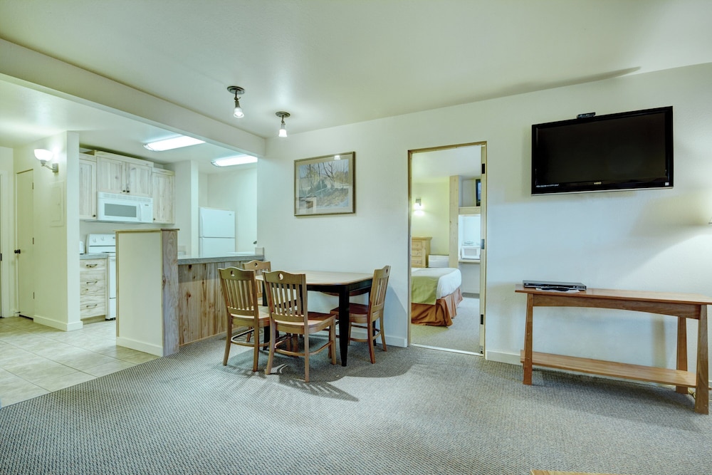 Seventh Mountain Resort - photo 23