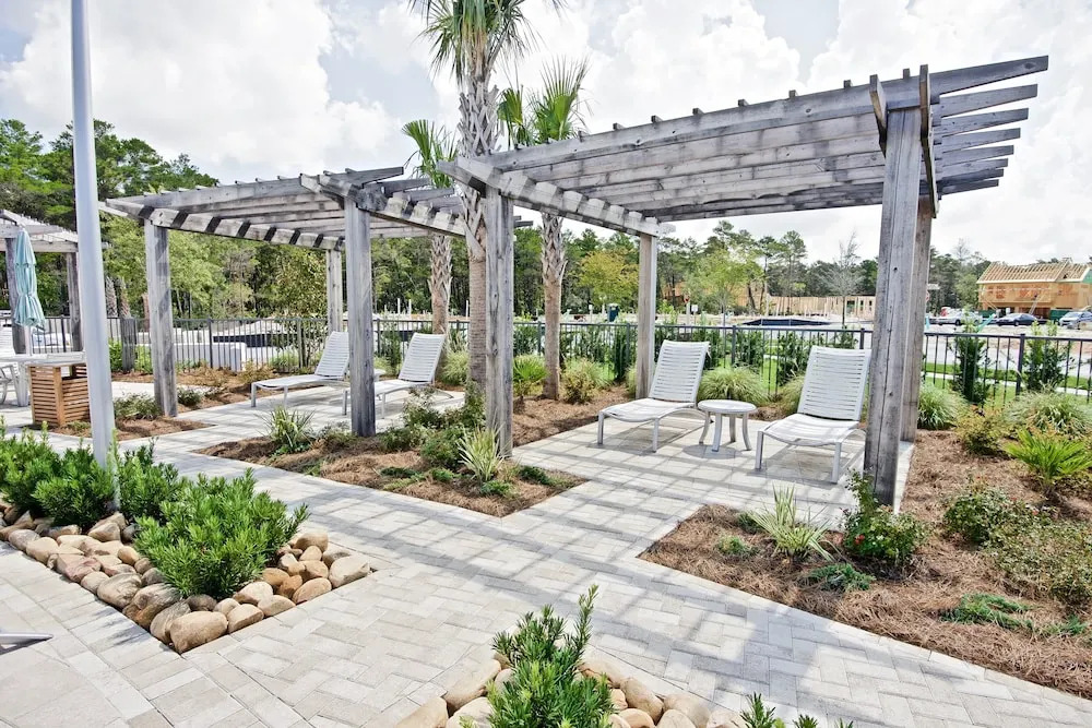 Steps to the Resort Style Pool & Across From The Big Chill - photo 13