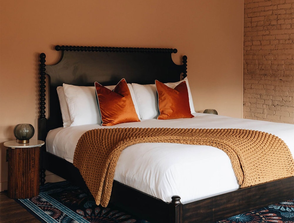 The Bellwether Hotel - photo 8