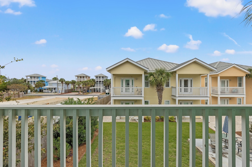 Sago by the Sea: 2 bed 2.5 bath Retreat Steps From the Beach Sleeps 7 - photo 29