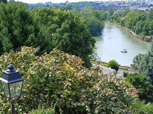 Paris with Added Zen - last minute hotel in Bry-Sur-Marne
