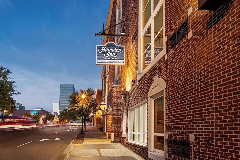 Hampton Inn Columbia Downtown Historic District - photo 34