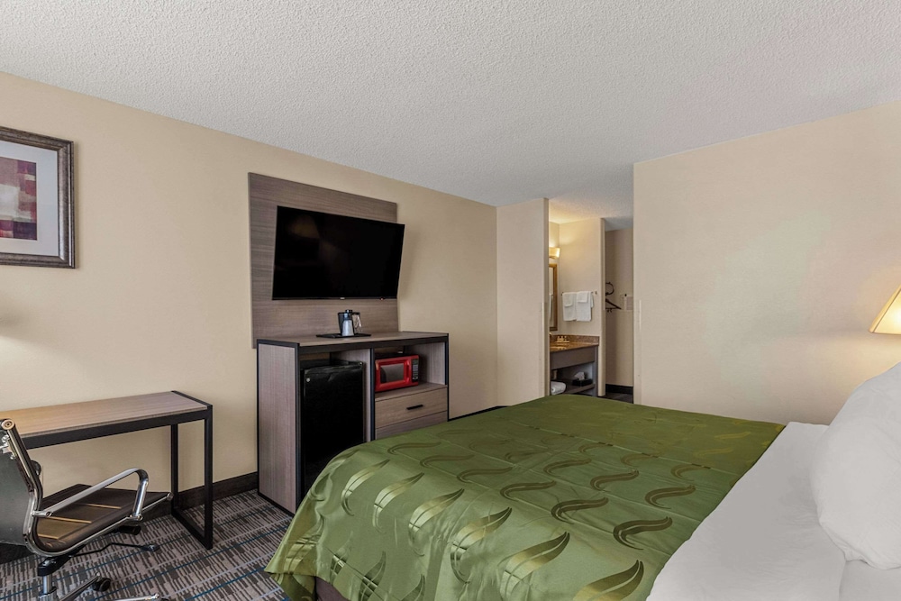 Quality Inn Denver Northeast Brighton - photo 12