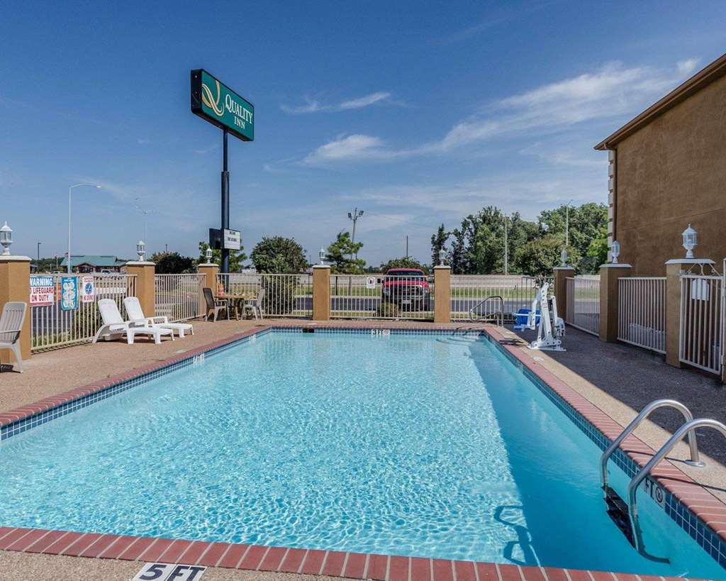 Quality Inn West Memphis I 40 - photo 29