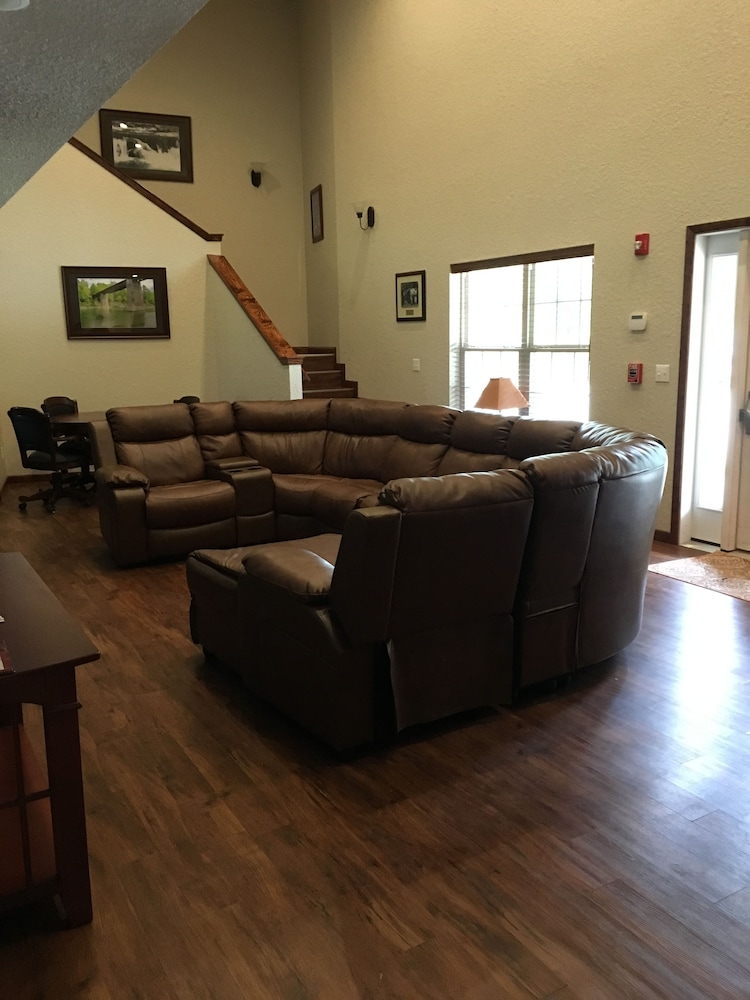 Glenwood Golf Course & Resort - photo 3