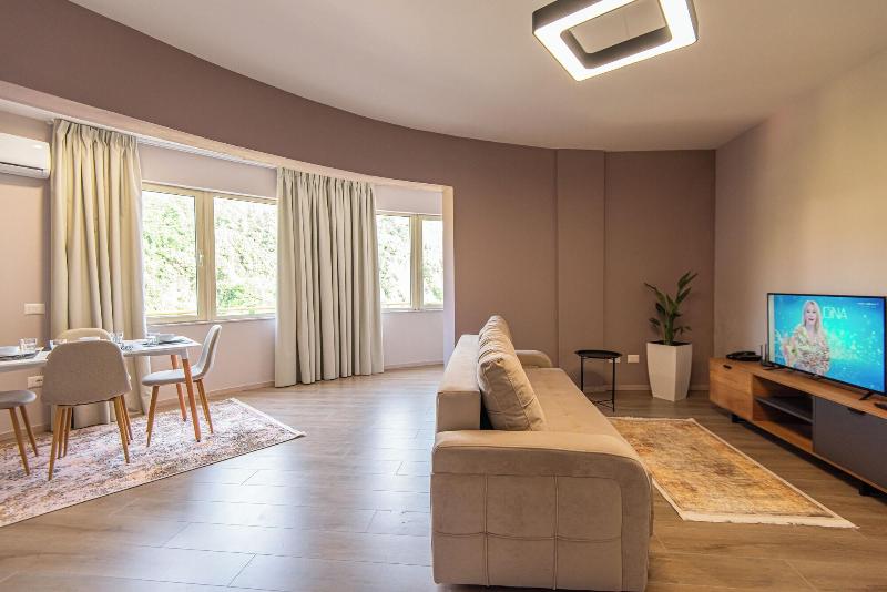 Aparthotel Eda in Durres, Albania