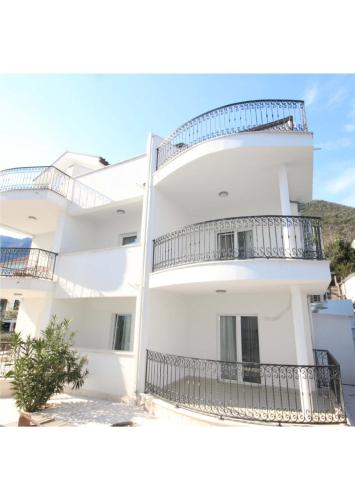 Vile MonteMar in Herceg-Novi, Montenegro