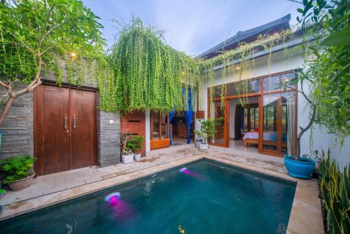 Villa BlueLove 1Br Private Villa Seririt — 4-Star Luxury Hotel in Banjar, Indonesia