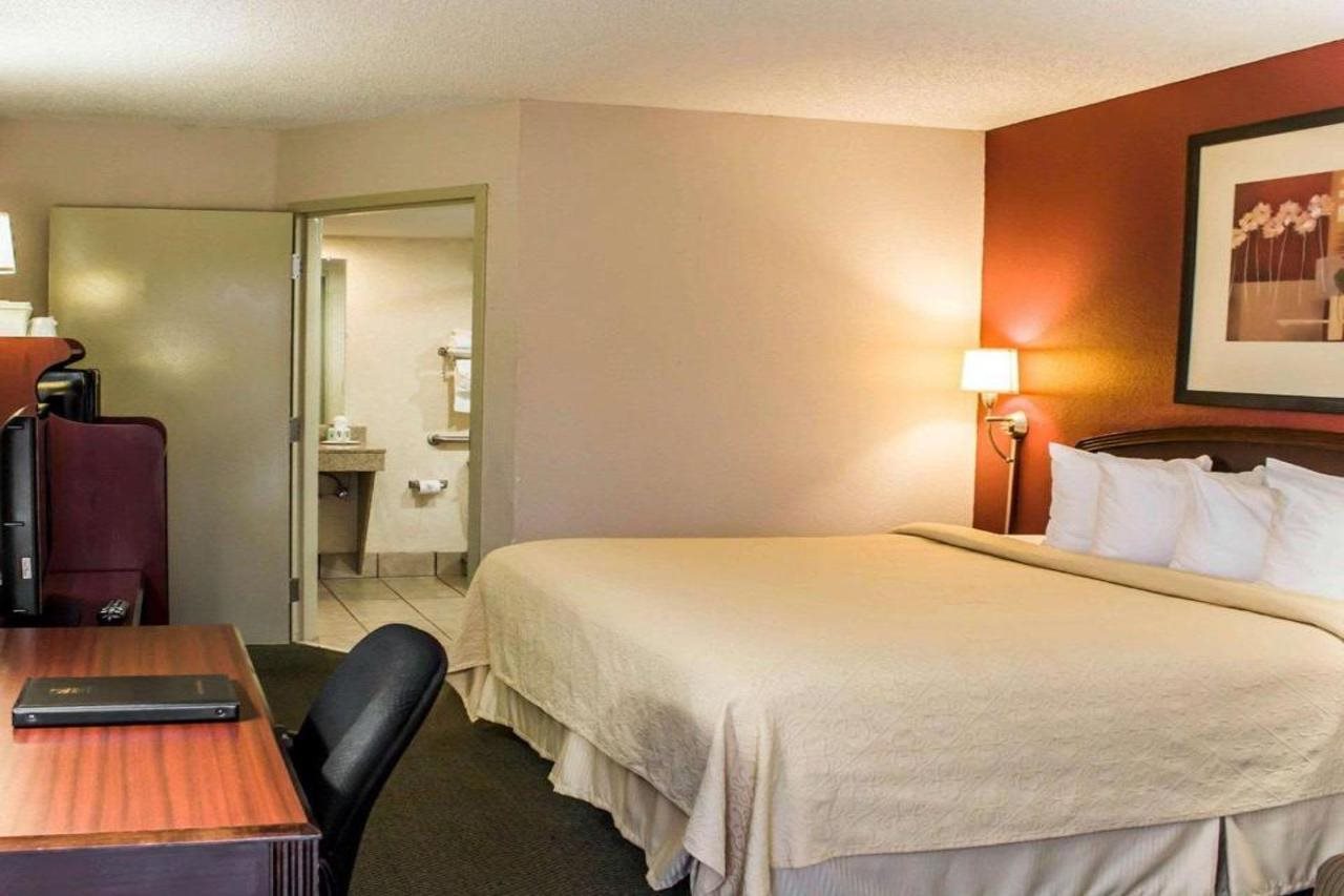 Quality Inn Roanoke Near Lake Gaston - photo 9