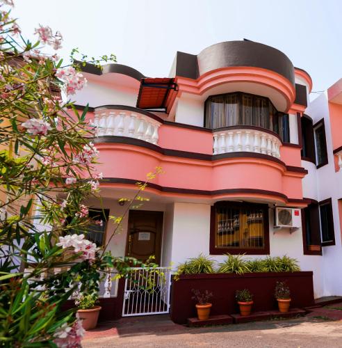 'Golden Oceans' 3 bhk beach view villa — 4-Star Luxury Hotel in Benaulim, India