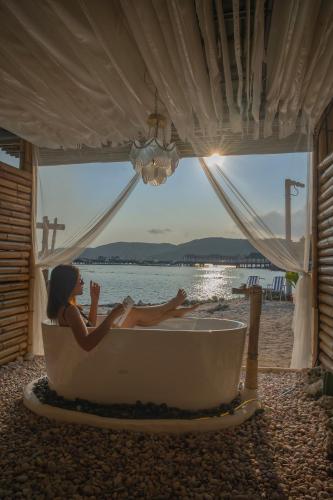 Bamboo Beachfront Koh Larn - last minute hotel in Unknown City