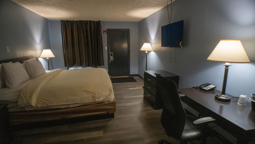 Ashley Motel - photo 3