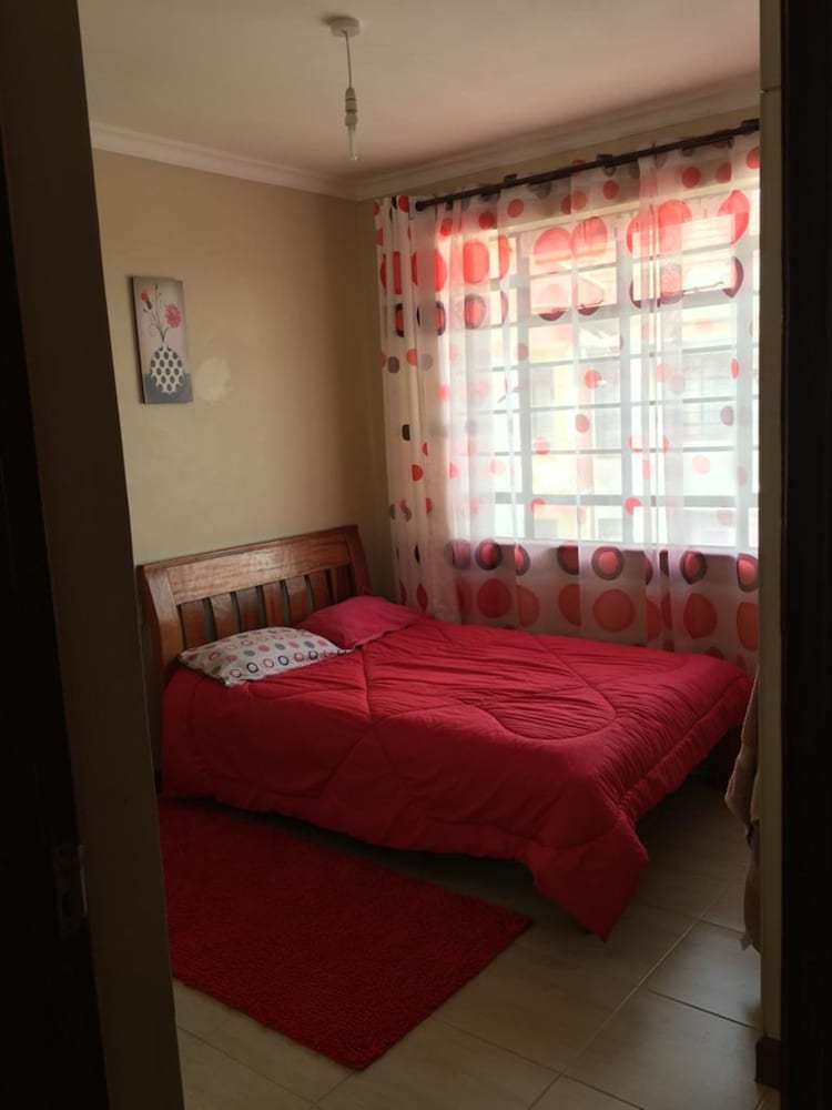 West Suites Apartments