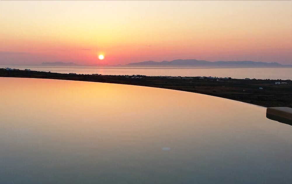 Danae Suites in Oia, Greece