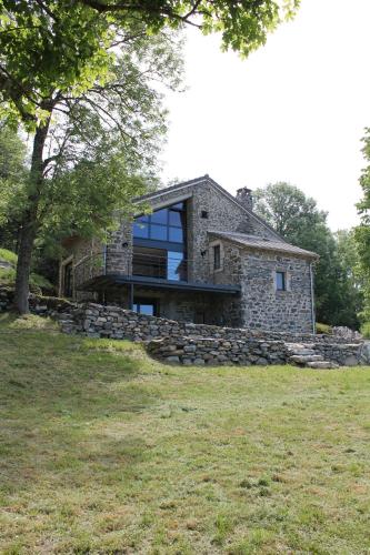 Gîte à la lisière de Fontbonne — hotel in Saint-Julien-Chapteuil