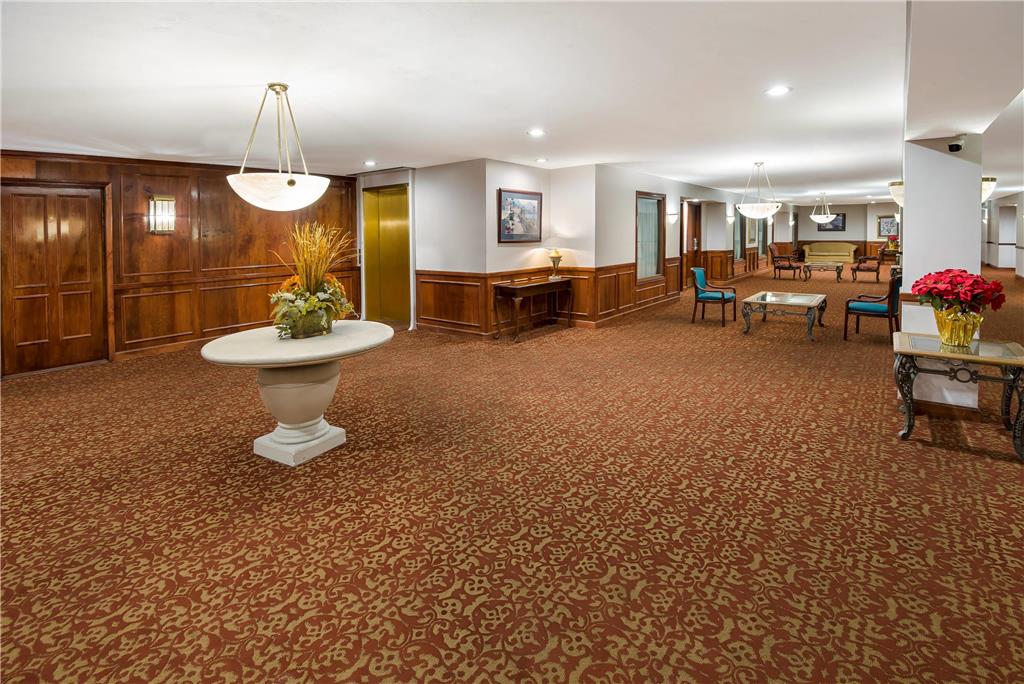 Quality inn & Suites Cincinnati I 275 - photo 31