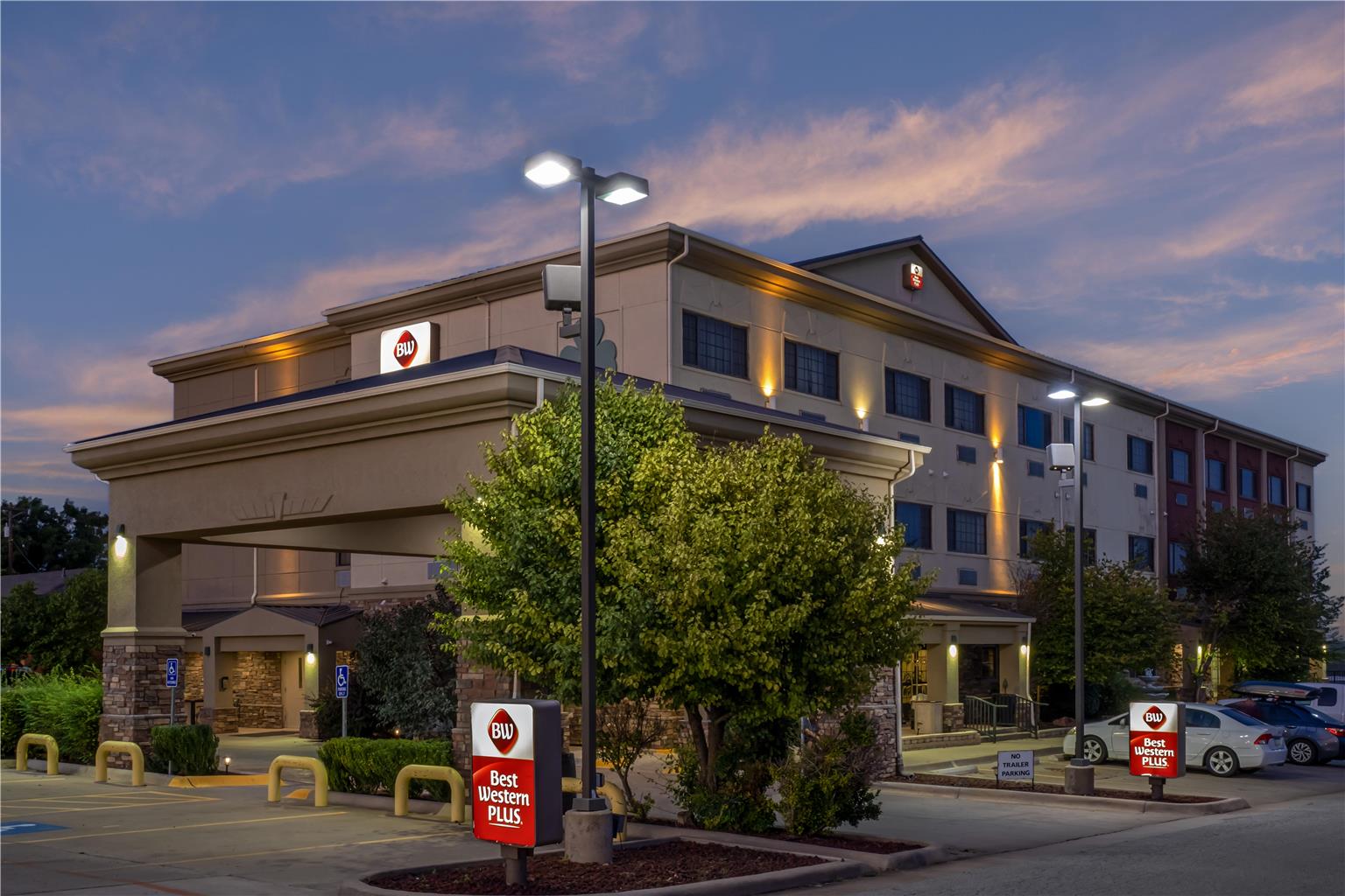 Best Western Plus Shamrock Inn & Suites — hotel in Shamrock